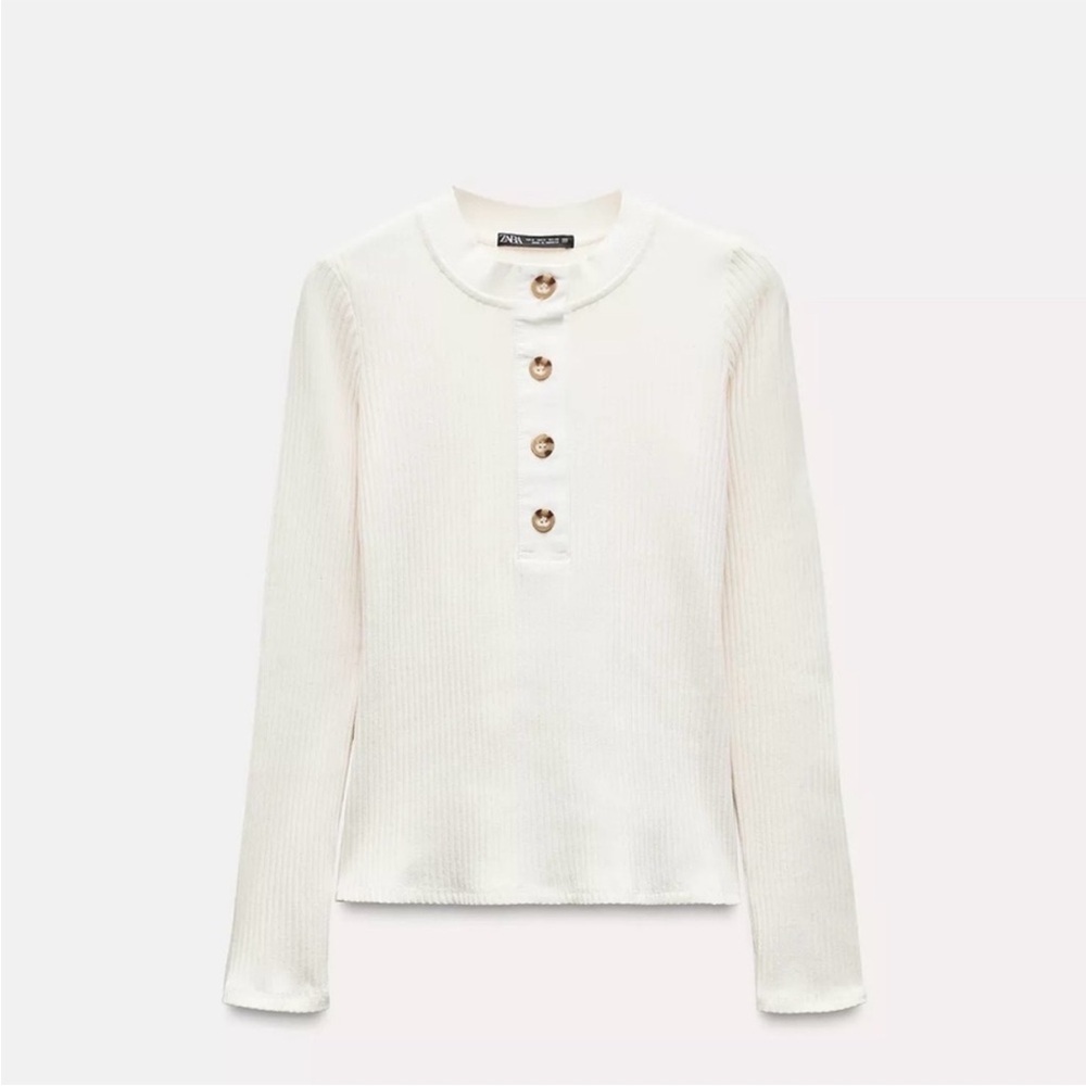 Zara Cream Sweater with Button Accents